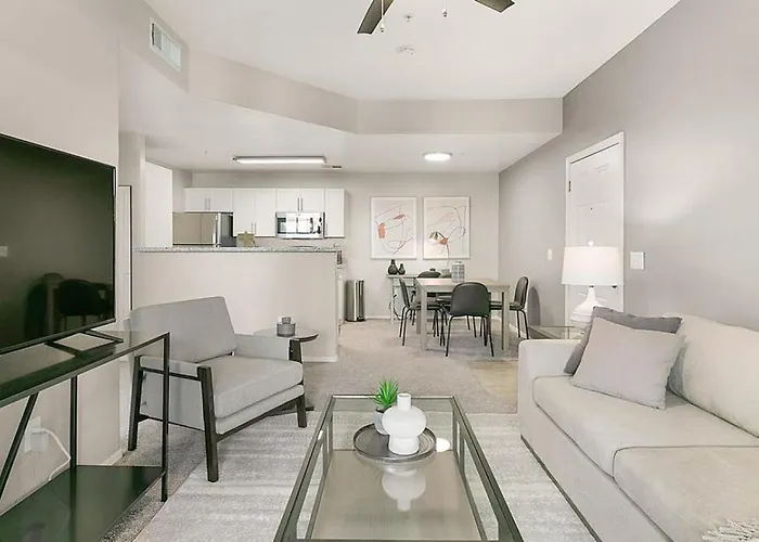 Landing - Modern With Amazing Amenities